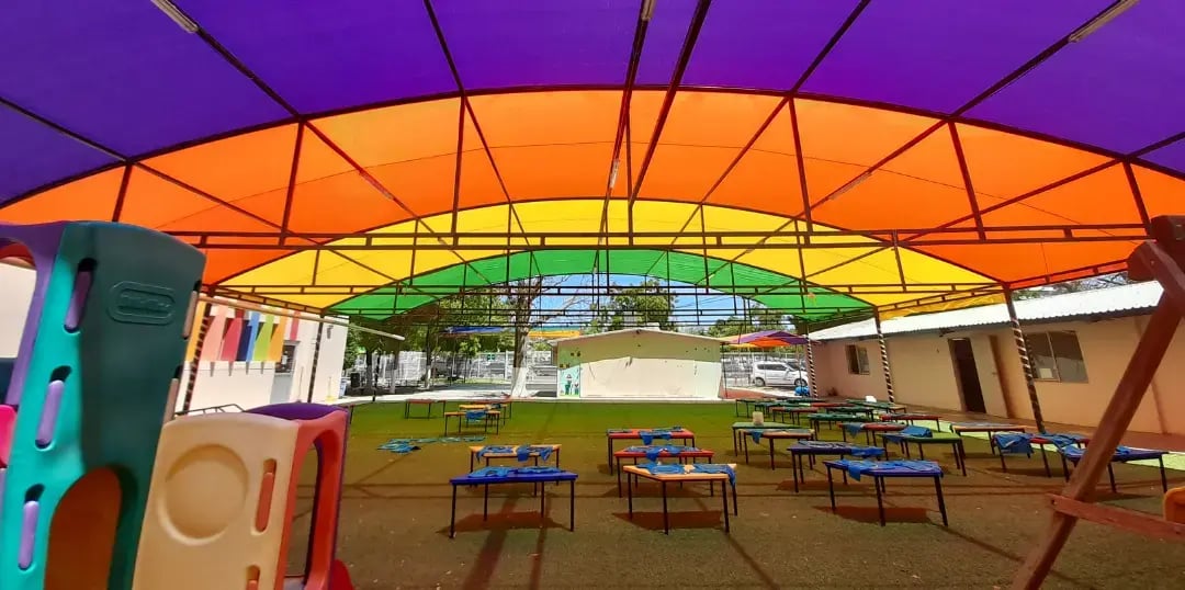 malla-sombra-arquitectonica-para-escuelas-patios-mexico-gale-pacific