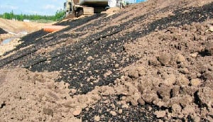 4-_Datei 00775_ES_Case_Study_Erosion_control_in_a_drainage_channel_with_Secumat_Heidlandgraben_Hamburg_-15